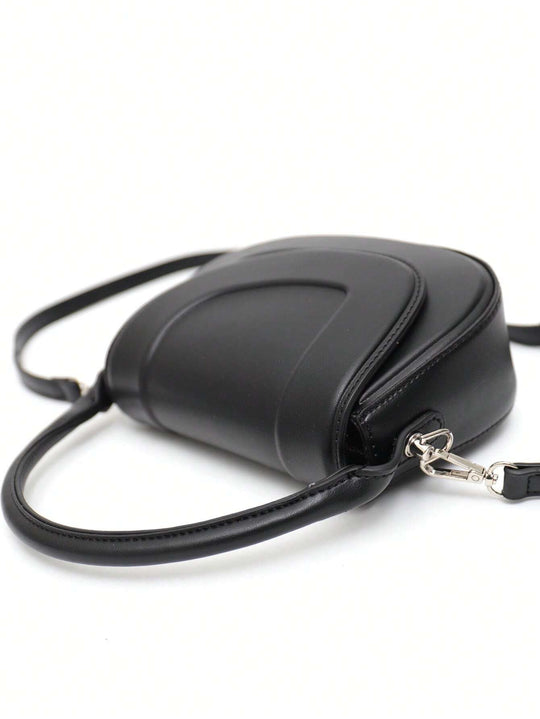 Charlotte - Statement Leather Saddle Bag