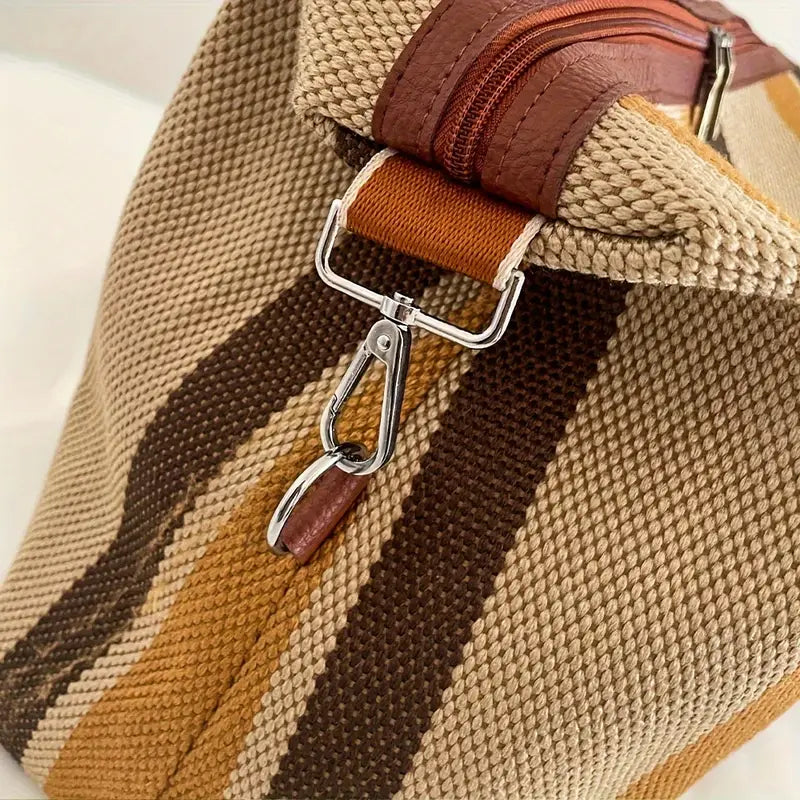 Abigail - Classic Vintage Duffel Bag