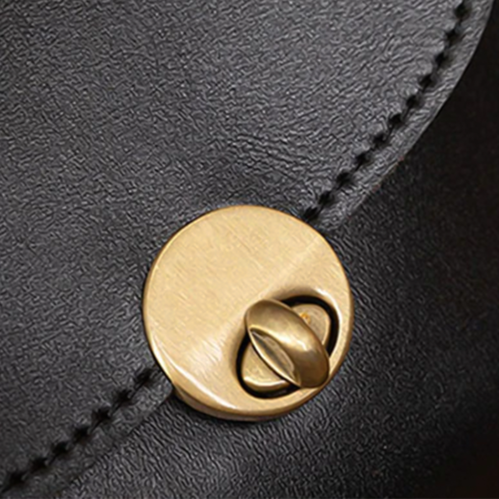 Edna - Chic Essential Leather Bag