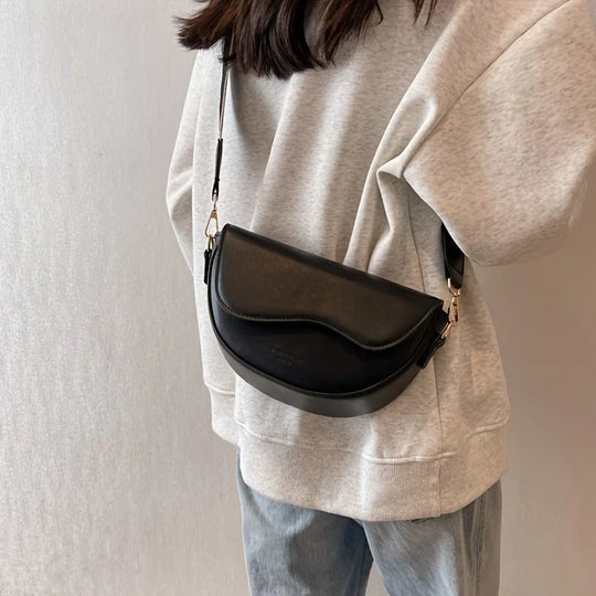 Eleanor - Minimalist Nova Leather Crossbody Bag