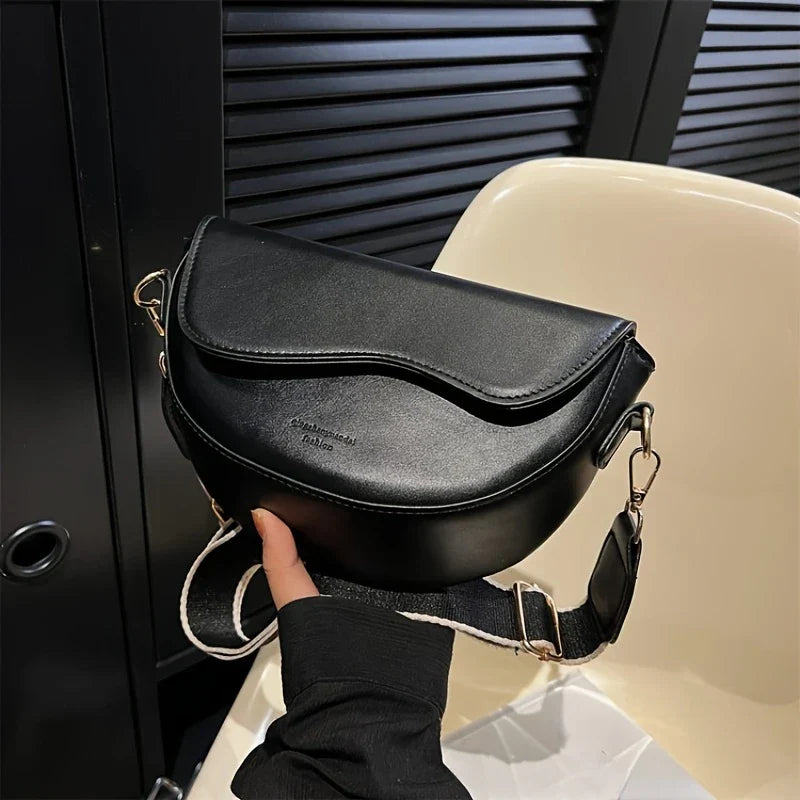Eleanor - Minimalist Nova Leather Crossbody Bag