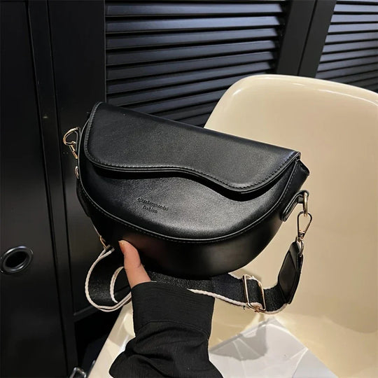 Eleanor - Minimalist Nova Leather Crossbody Bag