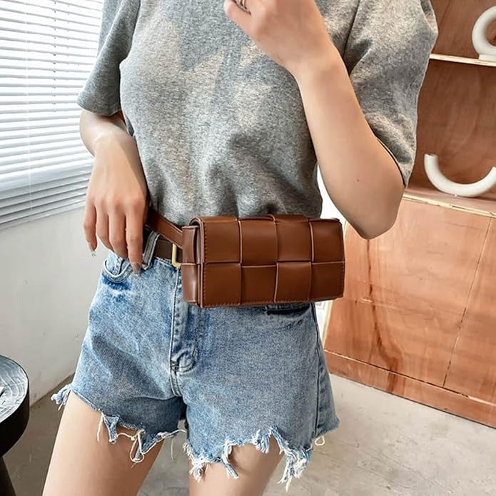 Alyssa - Stylish Charm Leather Belt Bag