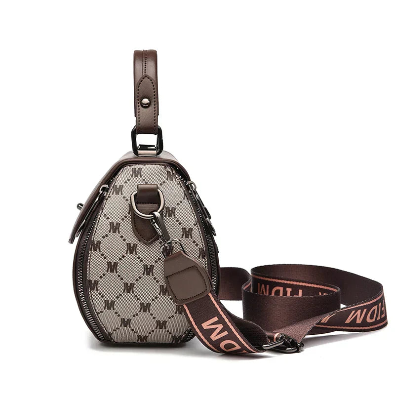 Victoria - Luxurious Charm Shoulder Bag