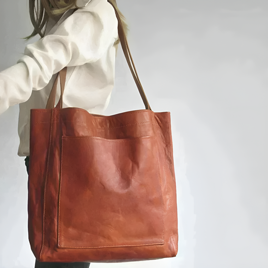 Carol - Modern Chic Leather Tote Bag