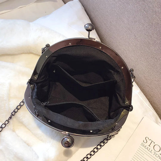 Lina - Retro Chic Leather Handbag