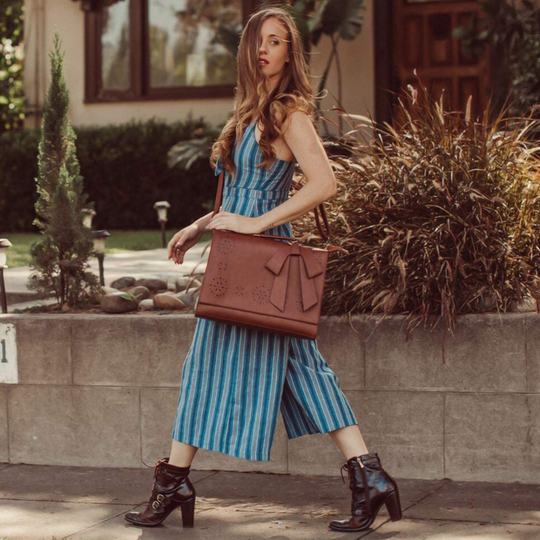 Esther - Elegant Modernist Leather Satchel