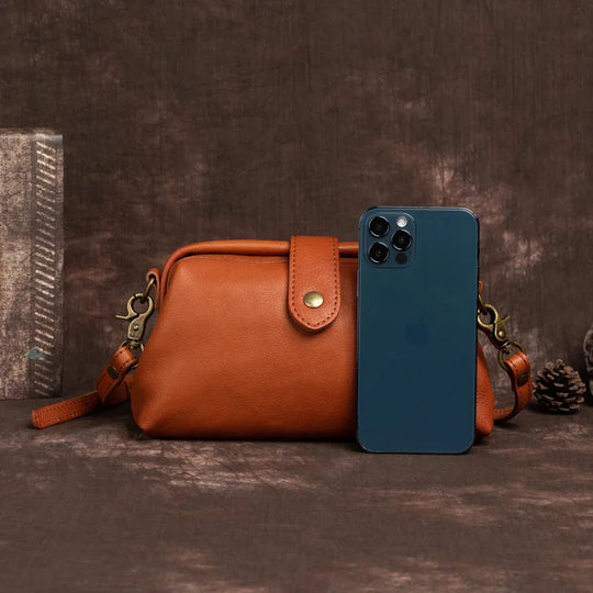 Jean - Timeless Charm Leather Handbag