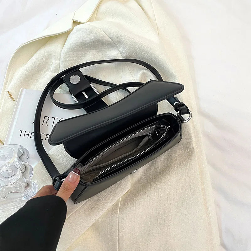 Lily - Stylish Leather Crossbody Bag